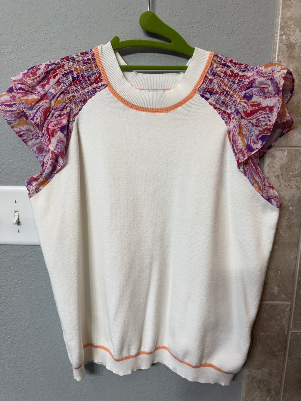 Fate Women’s Small Ivory Sweater Knit Floral Flutter Sleeve Top FW8793